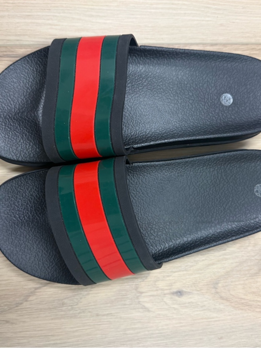 Men’s Gucci Black Slide Sandals
